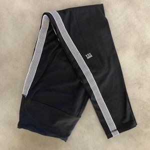 Victoria Secret Knockout Tight - Size Medium Short